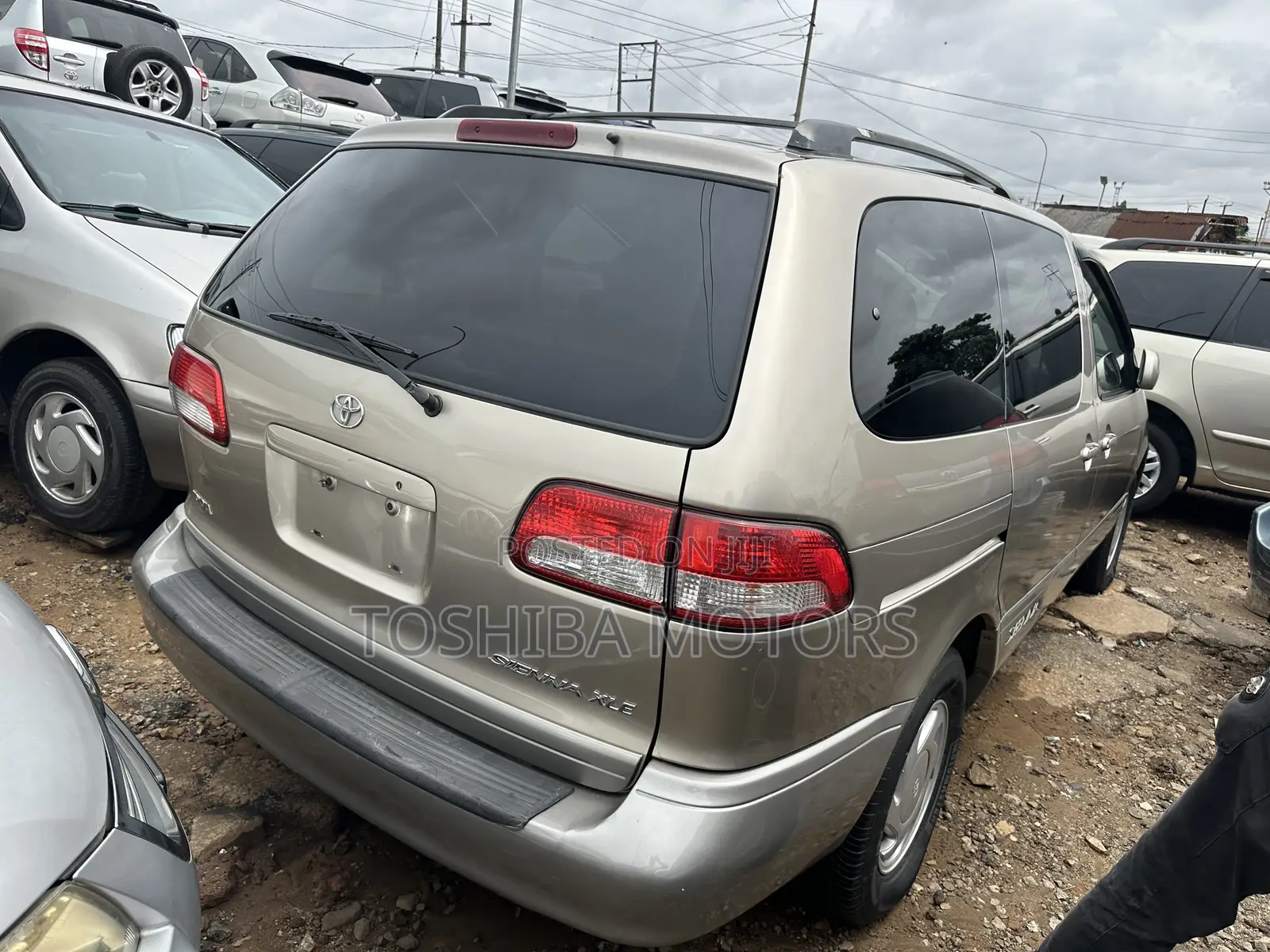 Toyota Sienna XLE 2003 Silver