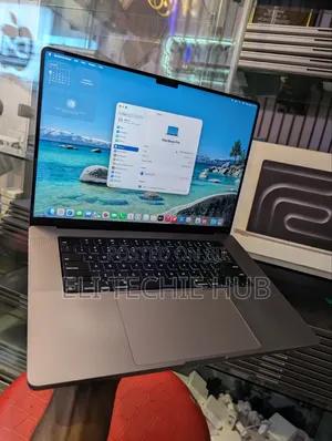 Laptop Apple MacBook Pro 2021 M1 32GB Apple M1 Pro SSD 512GB