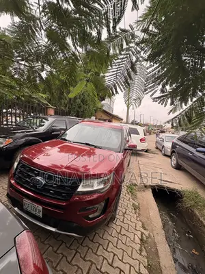 Ford Explorer 2017 Burgundy