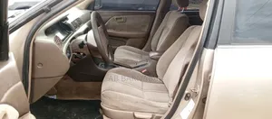 Toyota Camry 2022 Gold