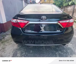 Toyota Camry 2016 Black