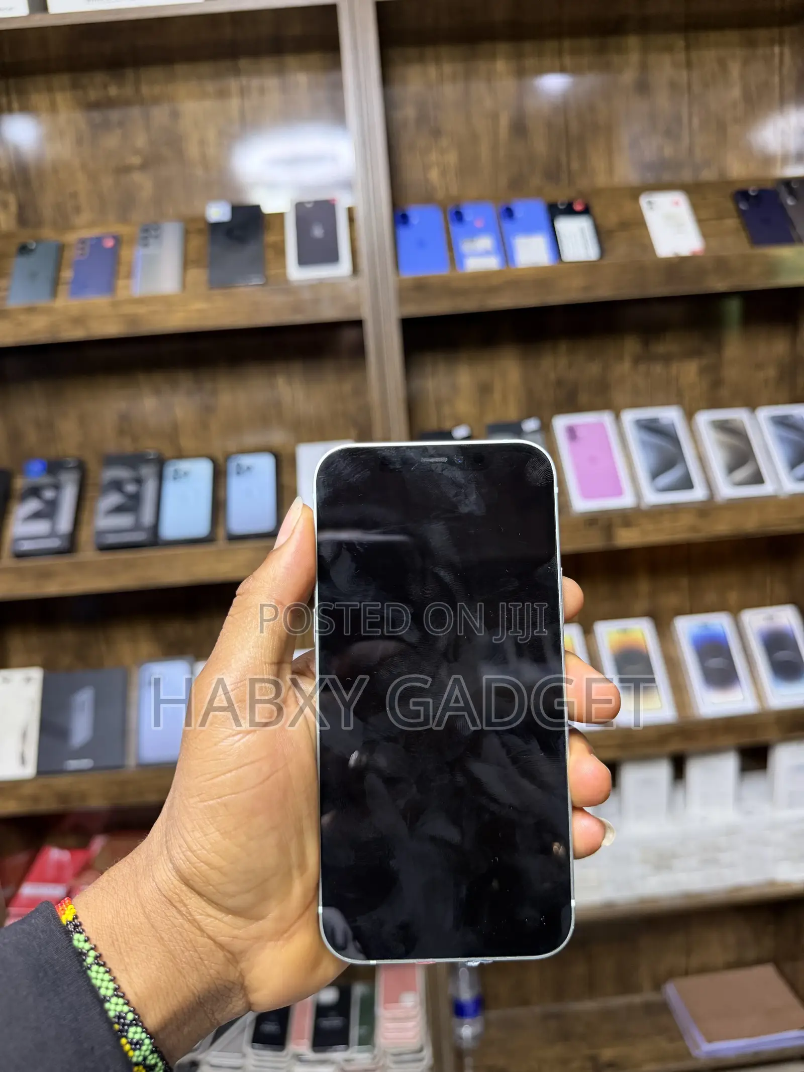 New Apple iPhone 12 128 GB Gray
