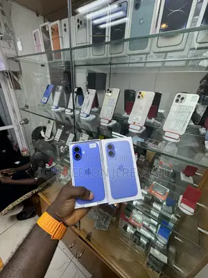 Apple iPhone 16 256 GB Blue