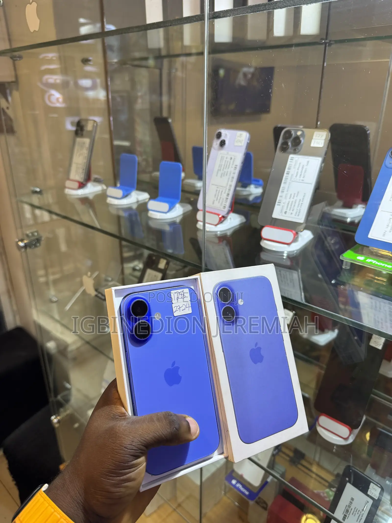 Apple iPhone 16 256 GB Blue