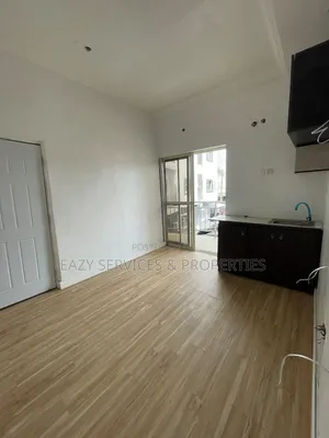 Mini Flat in Gated And Secured, Osapa london for rent