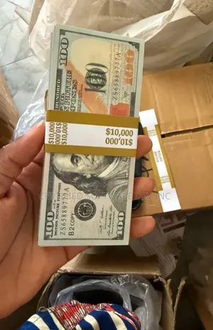 Dollar/Euro/Pounds Props With Straps