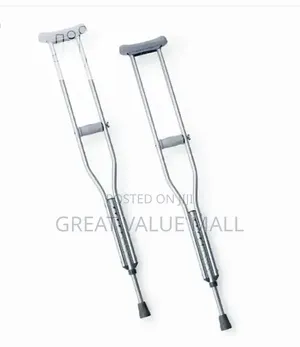 Underarm Crutches