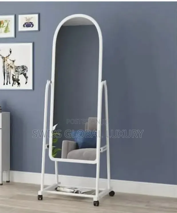 Quality Elegant Standing/Moveable Dressing Mirror