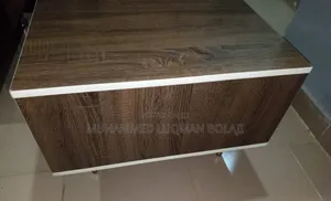 Sitting Room Quality Center Table