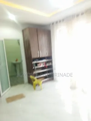 4bdrm Duplex in Alalubosa Gra for rent