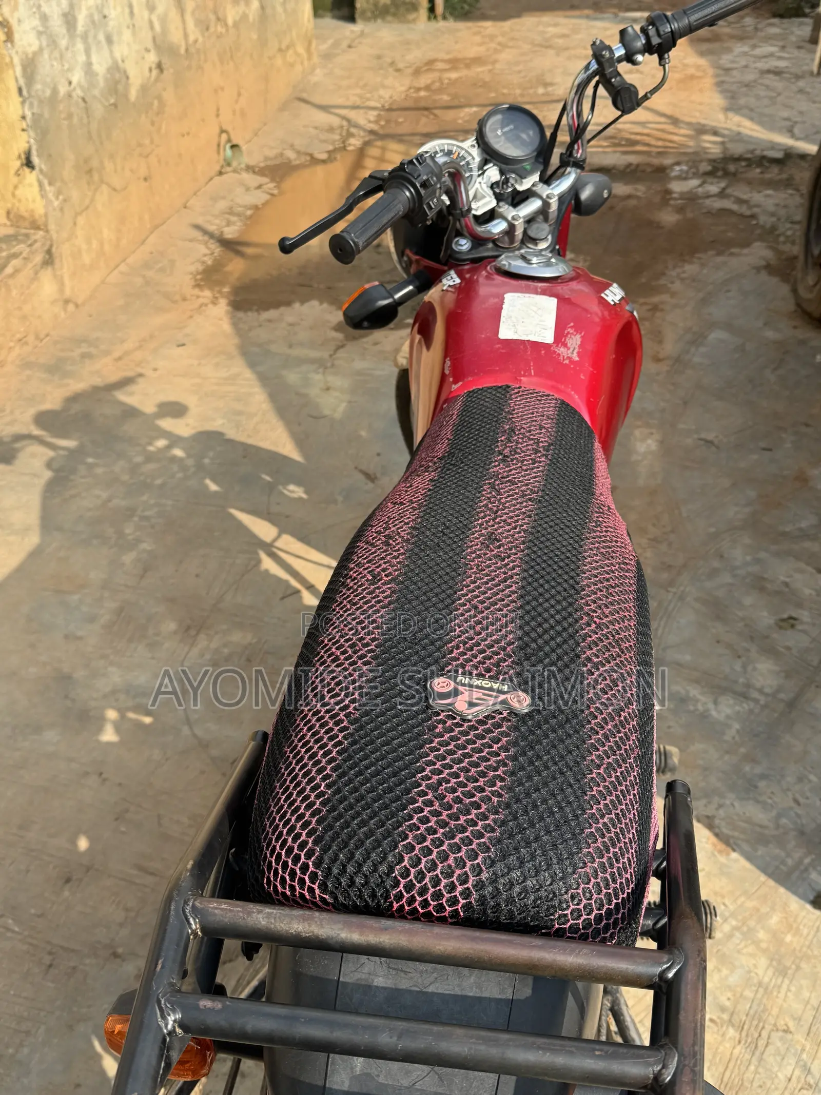 Hero Hunter 100 2023 Red