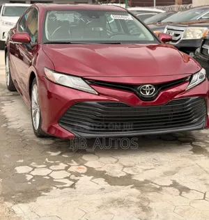 Toyota Camry 2021 Red