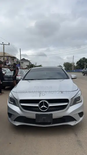 Mercedes-Benz CLA-Class CLA 250 4MATIC Sedan 2015 Silver
