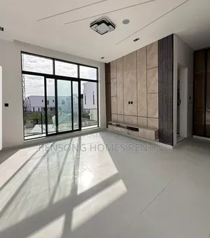 4bdrm Duplex in Ikota for rent