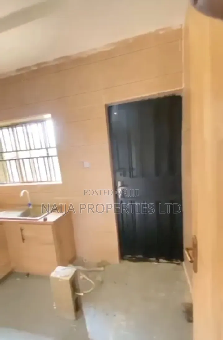 Mini Flat in Badore for rent