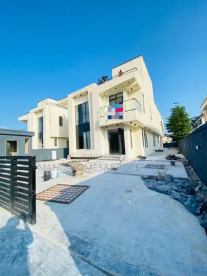 5bdrm Duplex in Royal Garden, Ajah for sale