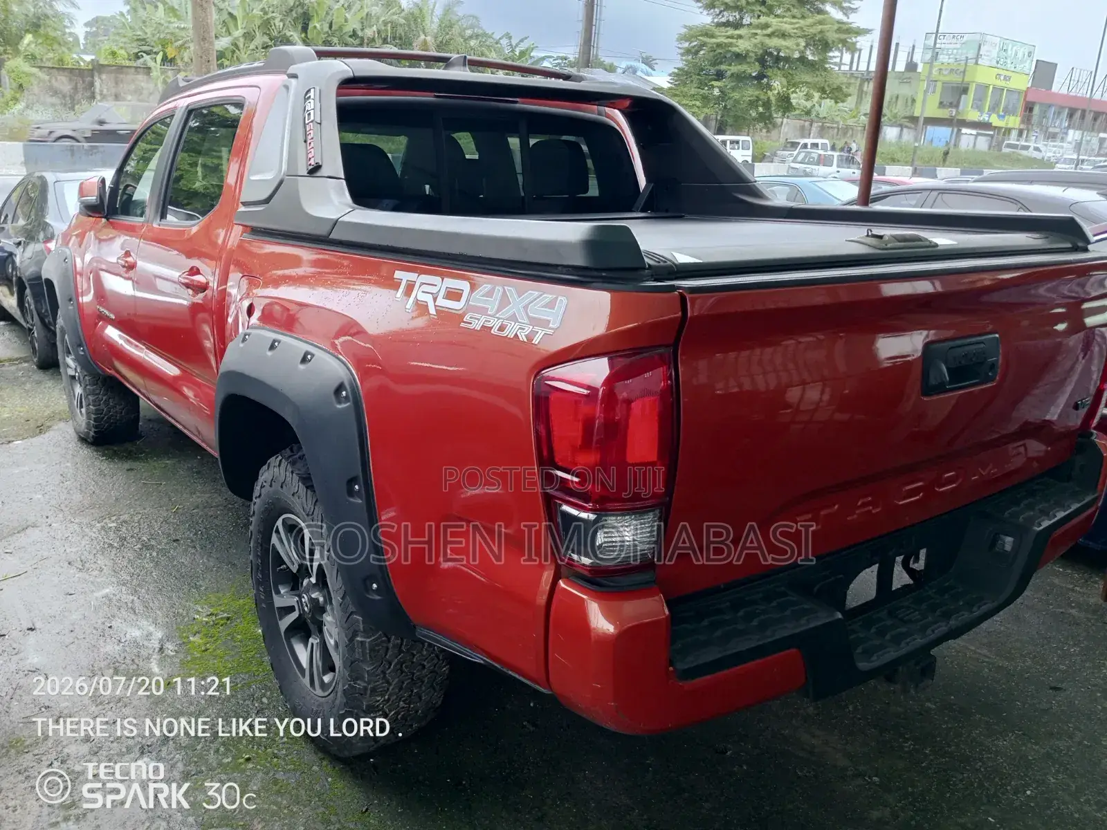 Toyota Tacoma 2017 Orange