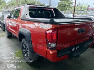 Toyota Tacoma 2017 Orange