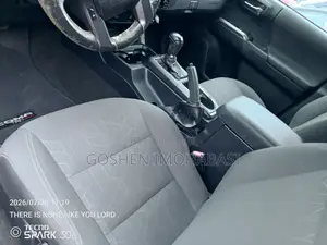 Toyota Tacoma 2017 Orange