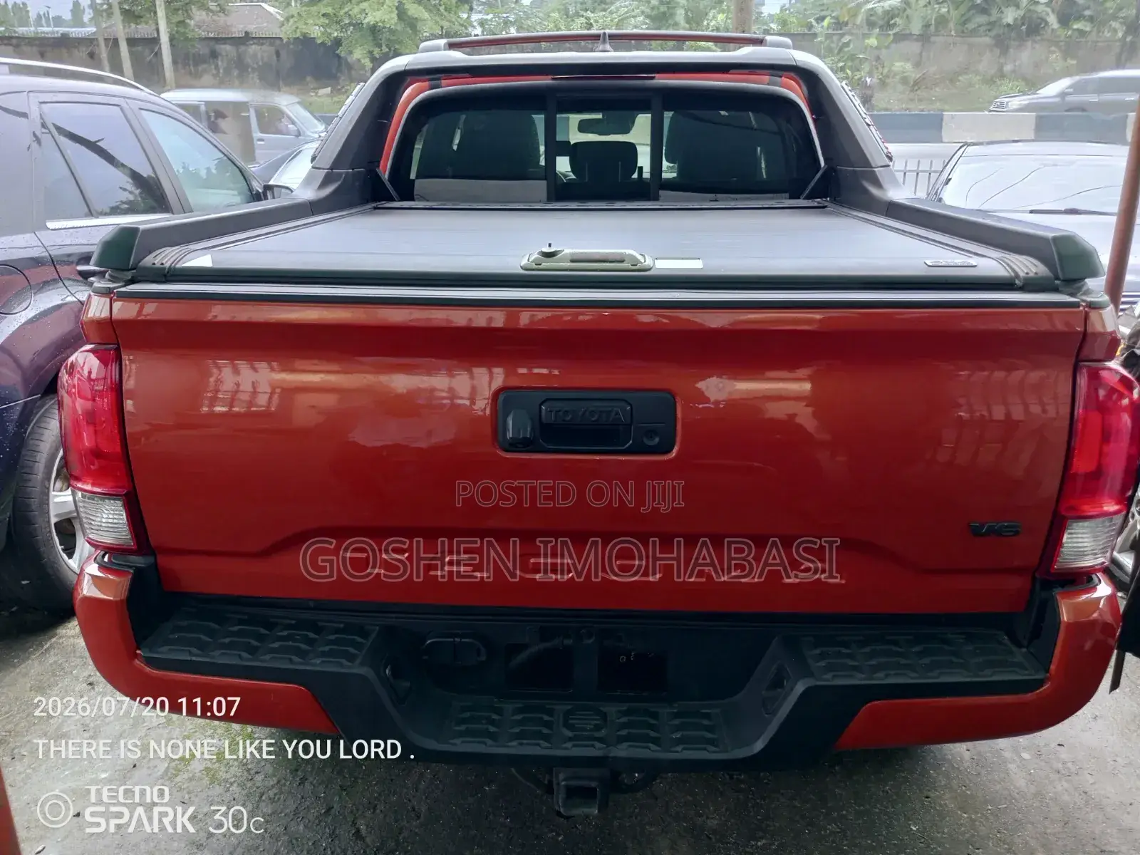 Toyota Tacoma 2017 Orange