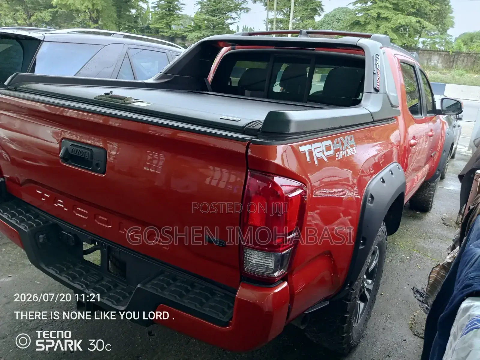 Toyota Tacoma 2017 Orange