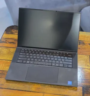 Laptop Dell Precision 5560 32GB Intel Core i7 SSD 1T