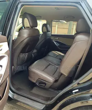 Hyundai Santa Fe GLS 4dr SUV AWD (3.3L 6cyl 6A) 2014 Black