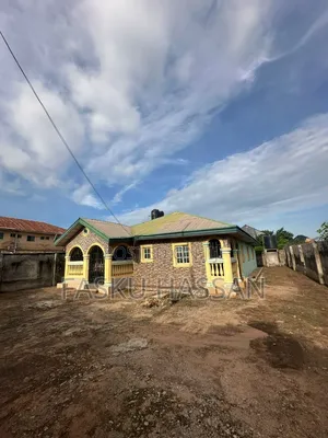 4bdrm Bungalow in Auchi for rent