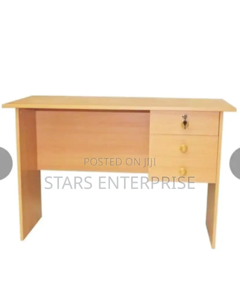 Office Table / Modern Office Desk