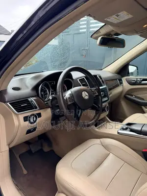 Mercedes-Benz M Class ML350 4MATIC 4dr SUV AWD (3.5L 6cyl 7A) 2015