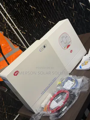 The Itel 2.5kWh 24V Lithium Battery Paired With the Itel 3kVA 24V