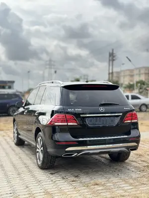 Mercedes-Benz GLE-Class 2016 Black