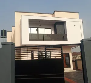 4bdrm House in Kolapo Ishola Gra, Akobo for sale
