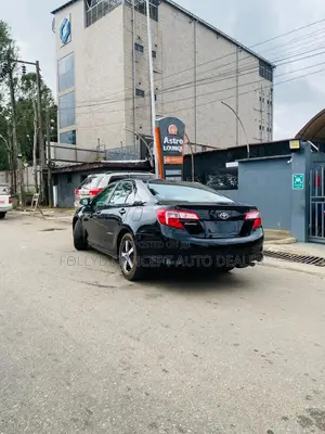 Toyota Camry L 4dr Sedan (2.5L 4cyl 6A) 2014 Black