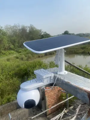 Ezviz Eb8 4G Solar Battery Camera