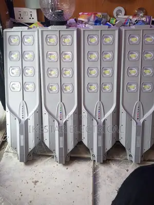 Vellmax Solar Street Light