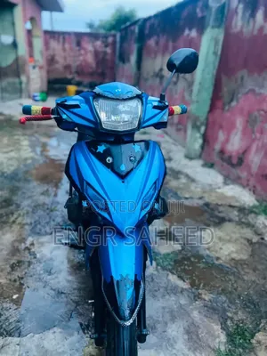 TVS HLX 125 2010 Blue
