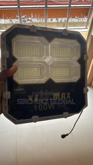 VELLMAX LED Solar Flood Light