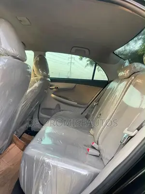 Toyota Corolla 2013 Black