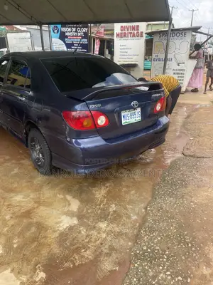Toyota Corolla 2005 Blue