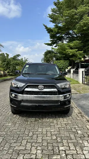 Toyota 4-Runner SR5 Premium 4dr SUV (4.0L 6cyl 5A) 2015 Black