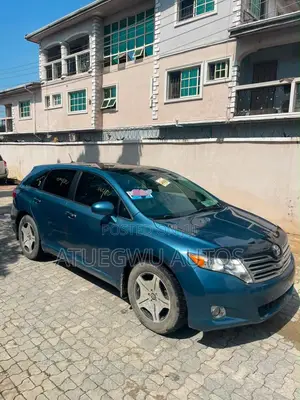 Toyota Venza V6 AWD 2011 Blue