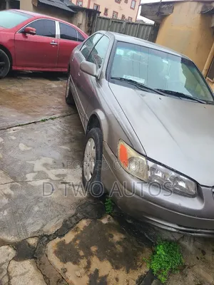 Toyota Camry 1998 Gray