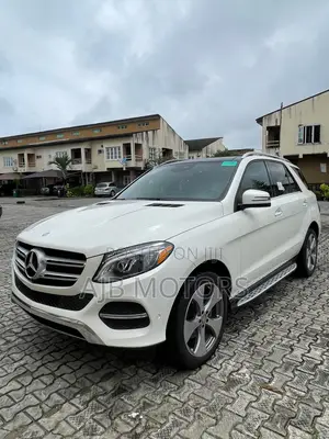 Mercedes-Benz GLE-Class GLE 350 2017 White