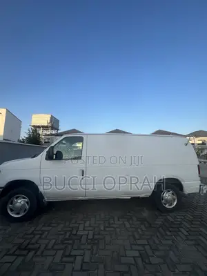 Ford E250 2010 White