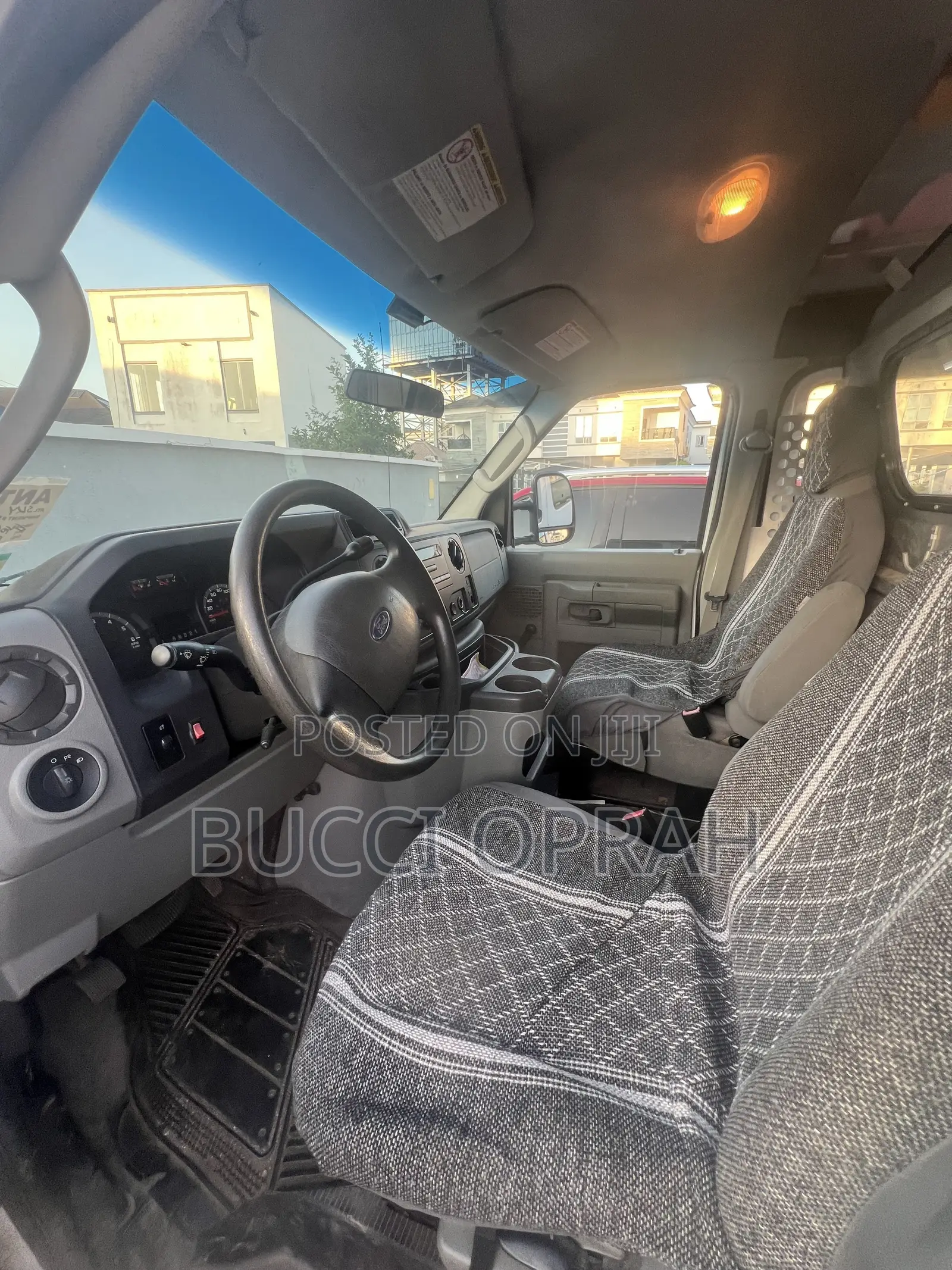 Ford E250 2010 White