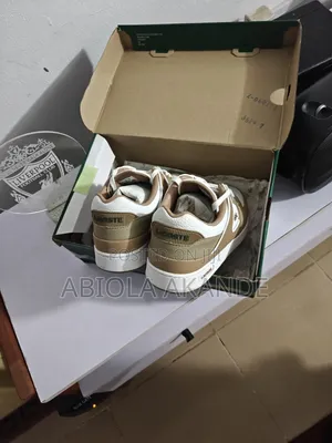 Lacoste Sneakers