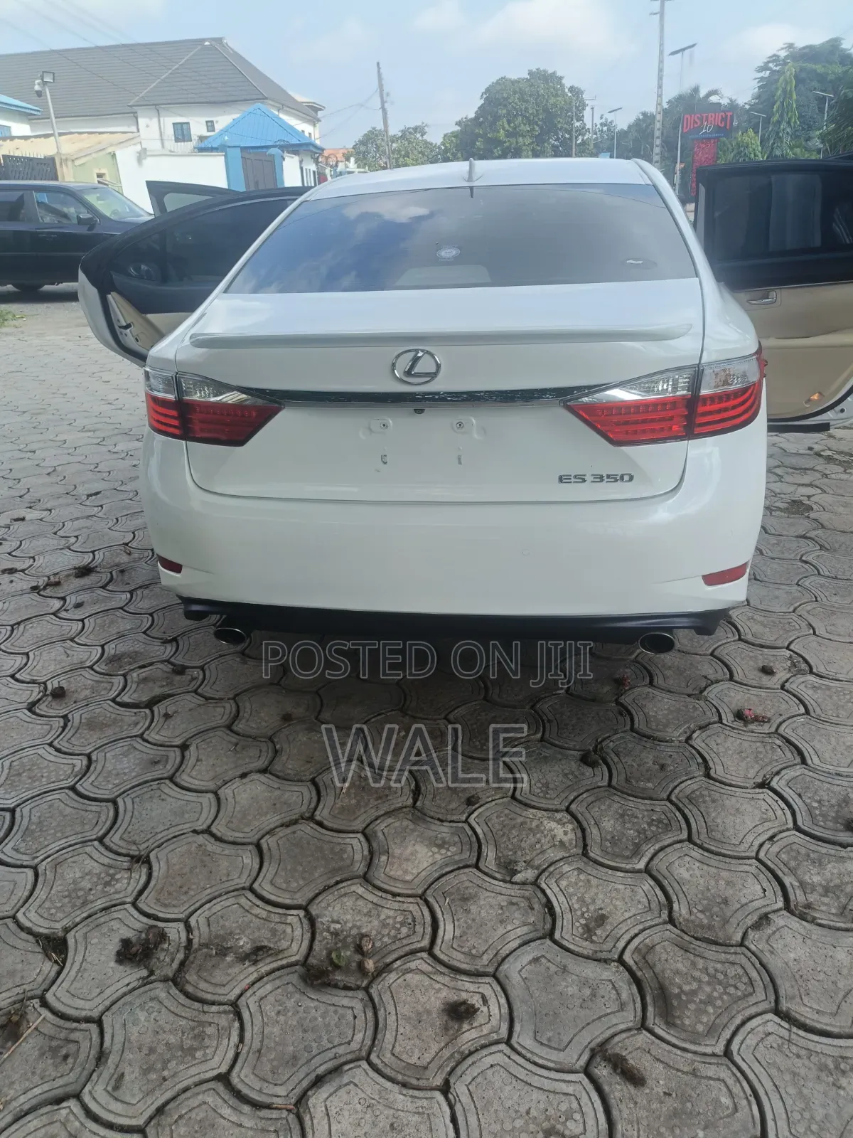 Lexus ES 2015 White