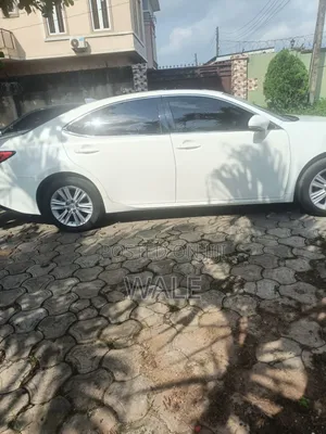 Lexus ES 2015 White