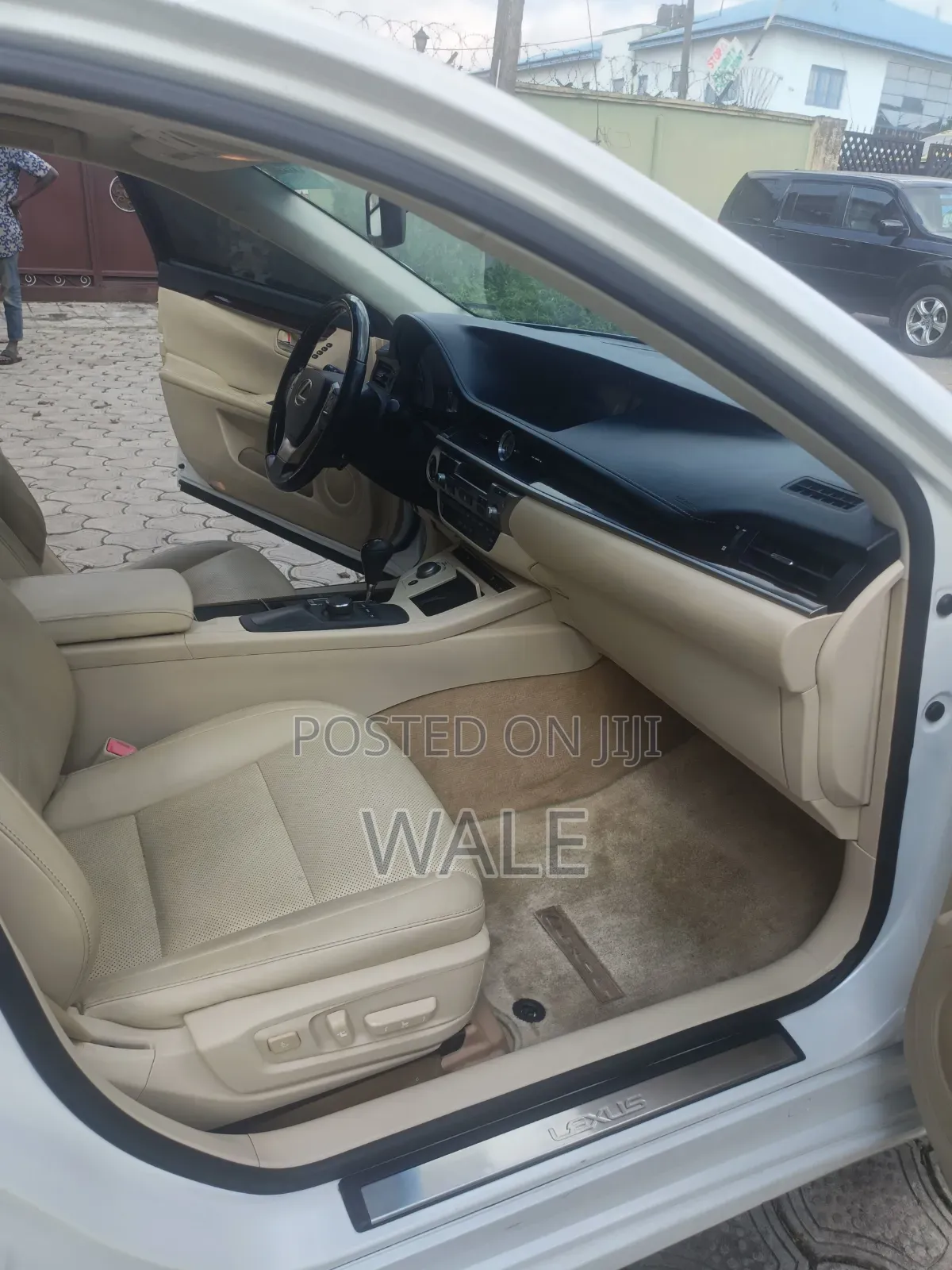Lexus ES 2015 White